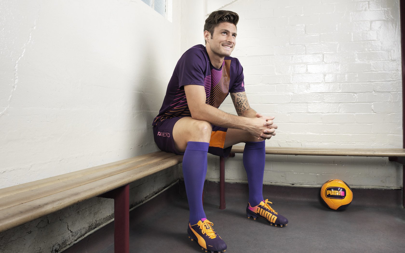 德赢体育app下载安装-“费尔南多·比亚尔巴：橄榄球历史的见证者与创新者”